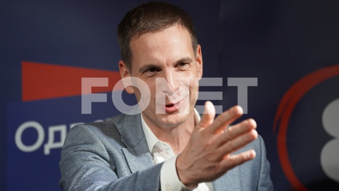 Protivzakoniti pritisci